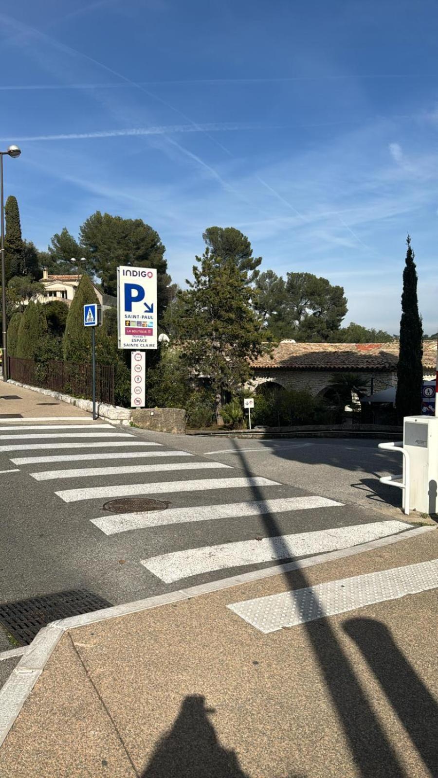 L'Elegante - Maison De Ville Avec Bains A Remous - Parking Inclus Saint-Paul-de-Vence Luaran gambar